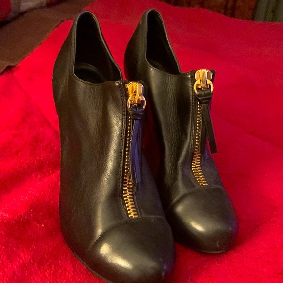 Women’s leather ankle boots. - Picture 1 of 3